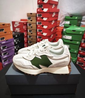 (Category: ) located in . Submitted by ekkshoes325 (Listing ID 1411773455, Image 1). Description: .