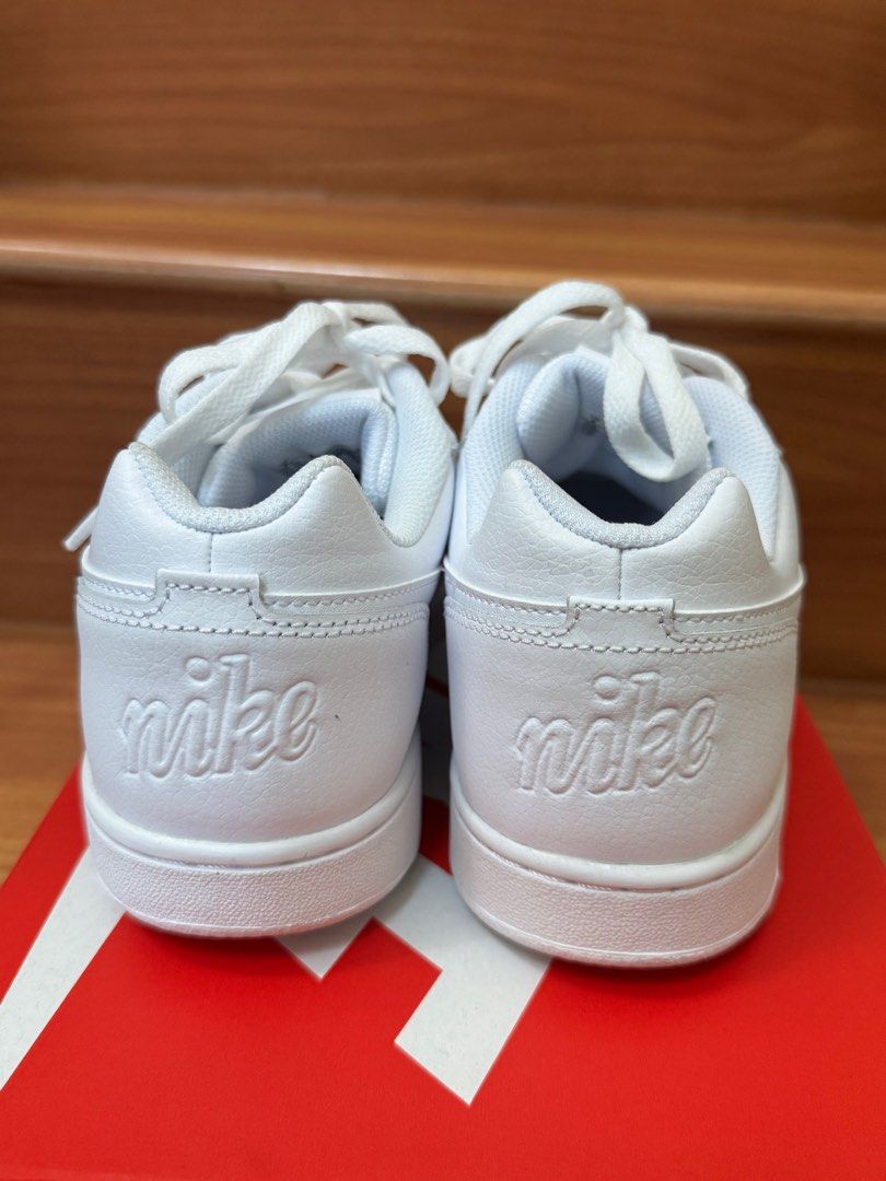 Nike Ebernon Low White Sneakers (Category: Sneakers) located in Manila. Submitted by yurdamond (Listing ID 1411615955, Image 2). Description: - White Nike Ebernon Low sneakers - Classic white design with white laces and swoosh - Nike logo embossed on the back - Size: UK 7, EUR 41, CM 26 - Includes original box Nike Men’s Ebernon Low Shoe - White ‘80S STYLE ON THE REBOUND Capturing the look and feel of classic ‘80s basketball styles, the Nike Eber