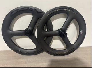 （分類：）位於 。 由 BICYCLEE 提交（商品編號 1411658831，圖片 1）。簡介： 。
