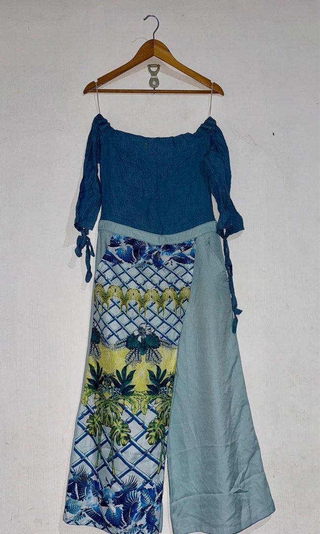 Plains and Prints dress (Category: Dresses) located in Jovellar. Submitted by bbrycenq (Listing ID 1411731968, Image 1). Description: .