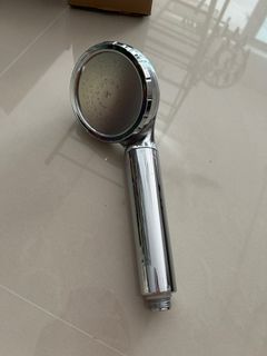 (Category: ) located in . Submitted by sellingbecausehungry (Listing ID 1411655612, Image 1). Description: .