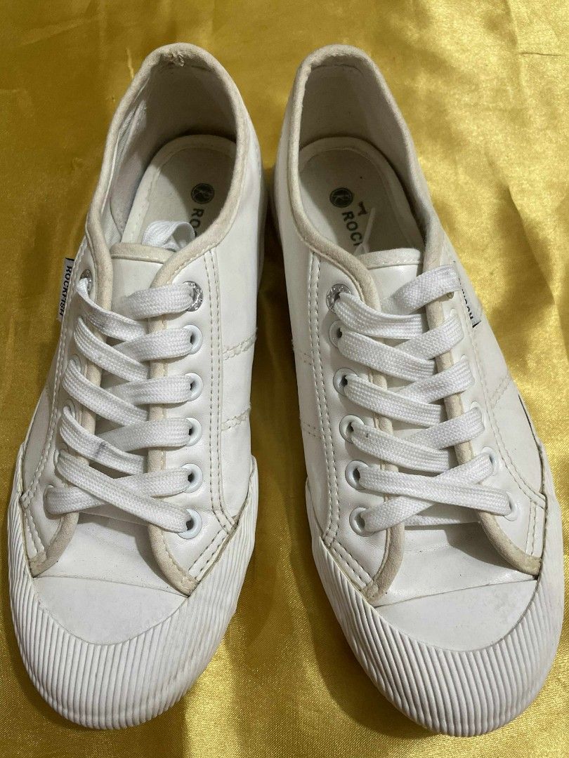 Rockfish White Sneakers Size 6/39 (Category: Sneakers) located in Manila. Submitted by klebpreloved (Listing ID 1411747378, Image 2). Description: - White Rockfish sneakers - Size: 6/39 - Lace-up design - Rubber toe cap - Rockfish logo on side and insole - Made in China Pre-loved shoes with minimal signs of usage and little flaws on the shoe itself. Color may vary due to lighting of the camera. It is in great condition and clean, ready to use. Fo