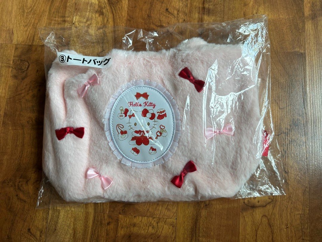 Sanrio Random Merchandise, Hobbies & Toys, Memorabilia & Collectibles ...