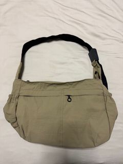 (Category: ) located in . Submitted by shopforaffordablestuff (Listing ID 1411732376, Image 1). Description: .