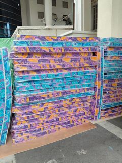 Single Size 2/3/4 Inches Sponge /medium /Mattress/Foldable Mattress Available.. Delivery in Same Days.. All Mattress Are Brnad New.. Collection item 2