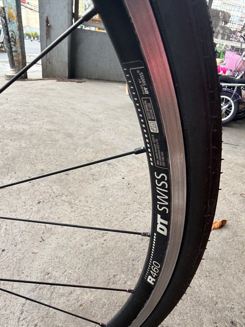 Specialized Allez SPRINT (Category: Bicycles) located in Caloocan City. Submitted by myvetteramos (Listing ID 1411651453, Image 1). Description: Specialized Allez SPRINT specifications • Size: 52cm • Weight: 9.73kg (x-apple-data-detectors://embedded-result/105) • Frame: E5 Premium butted aluminium • Fork: Full-carbon tapered • Chainset: Praxis, 50/34 • Bottom bracket: Praxisworks M30 • Cassette: SunRace, 11-32 • Chain: KMC • Derailleurs: Shimano 