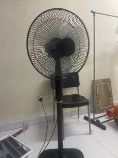 (Category: ) located in . Submitted by wanzaeem (Listing ID 1411731703, Image 1). Description: .