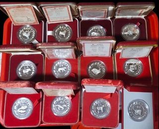 (Category: ) located in . Submitted by collectors.sg (Listing ID 1411948830, Image 1). Description: .
