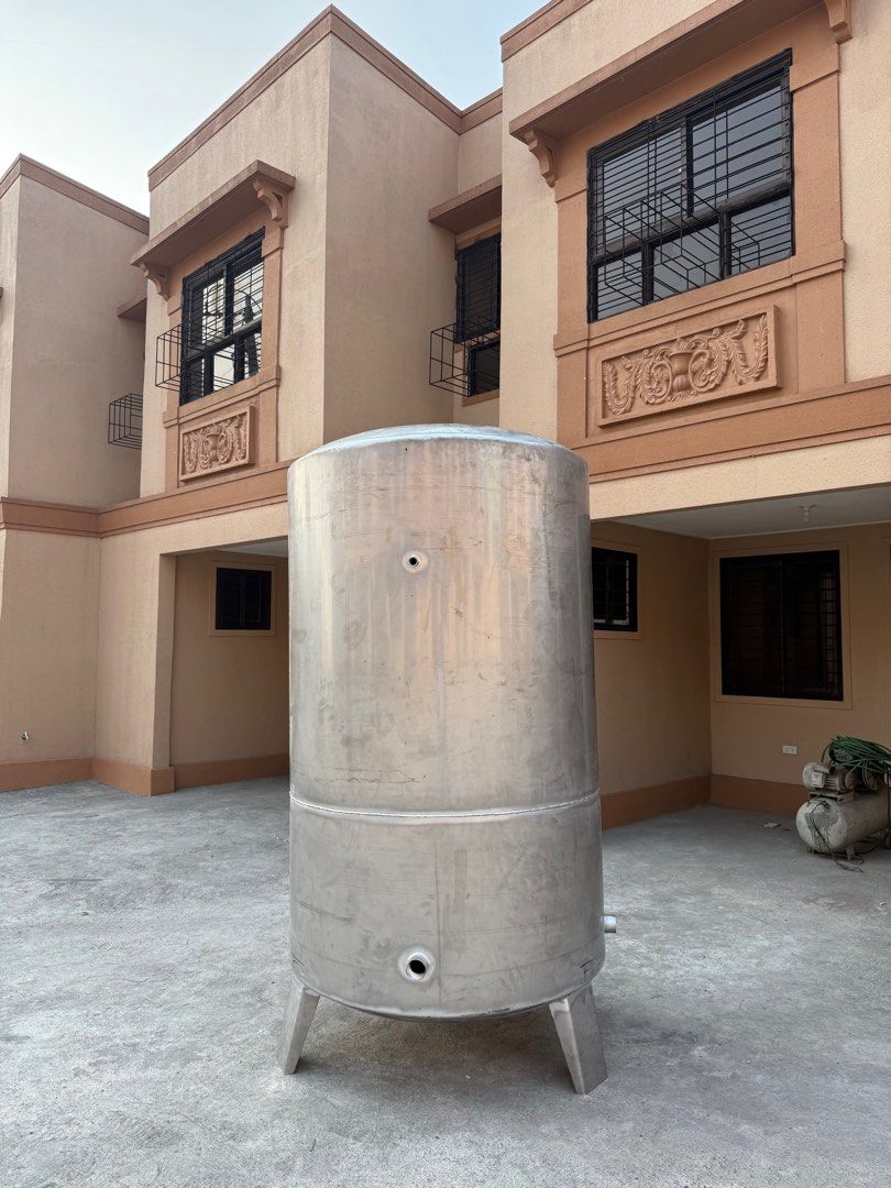 525gal Pressure Tank (Category: Construction Tools & Equipment) located in Manila. Submitted by melody.tulale001 (Listing ID 1411800721, Image 3). Description: Stainless 304 Pressure Tank 0.3mm thickness Contact 0995 559 5066.