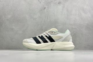 (Category: ) located in . Submitted by khai.uasneakers (Listing ID 1411863845, Image 1). Description: .