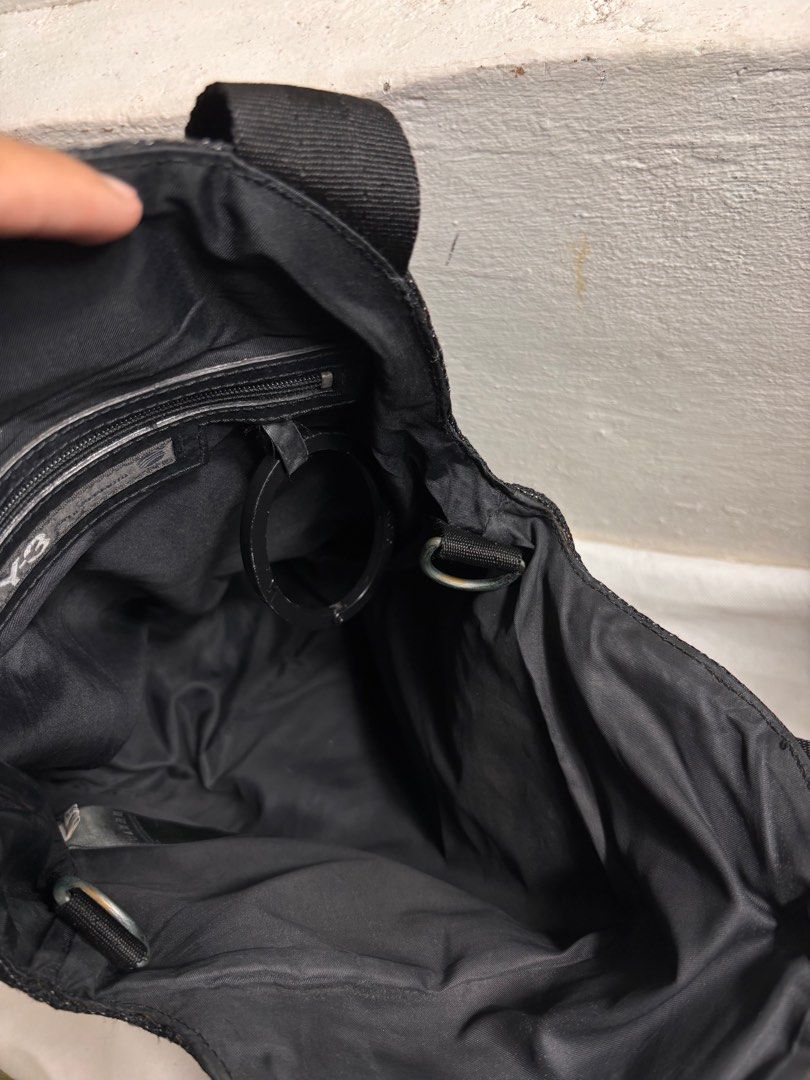 Adidas Yohji Yamamoto Tote Bag (Category: Backpacks) located in Manila. Submitted by earlylifecrisis3 (Listing ID 1411891624, Image 3). Description: Condition 9/10 Measure it by inch Width: 12 Length: 15 Handle: 4 •Refund / Returns not allowed allowed •Please do check the dimensions size on labels sometimes are not accurate on the sizing •Ask me before purchasing.