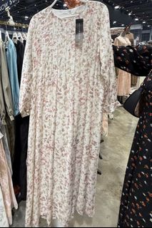(Category: ) located in . Submitted by teaovercoffee (Listing ID 1411792905, Image 1). Description: .