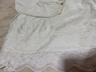 (Category: ) located in . Submitted by shopper.licious15 (Listing ID 1411814578, Image 1). Description: .