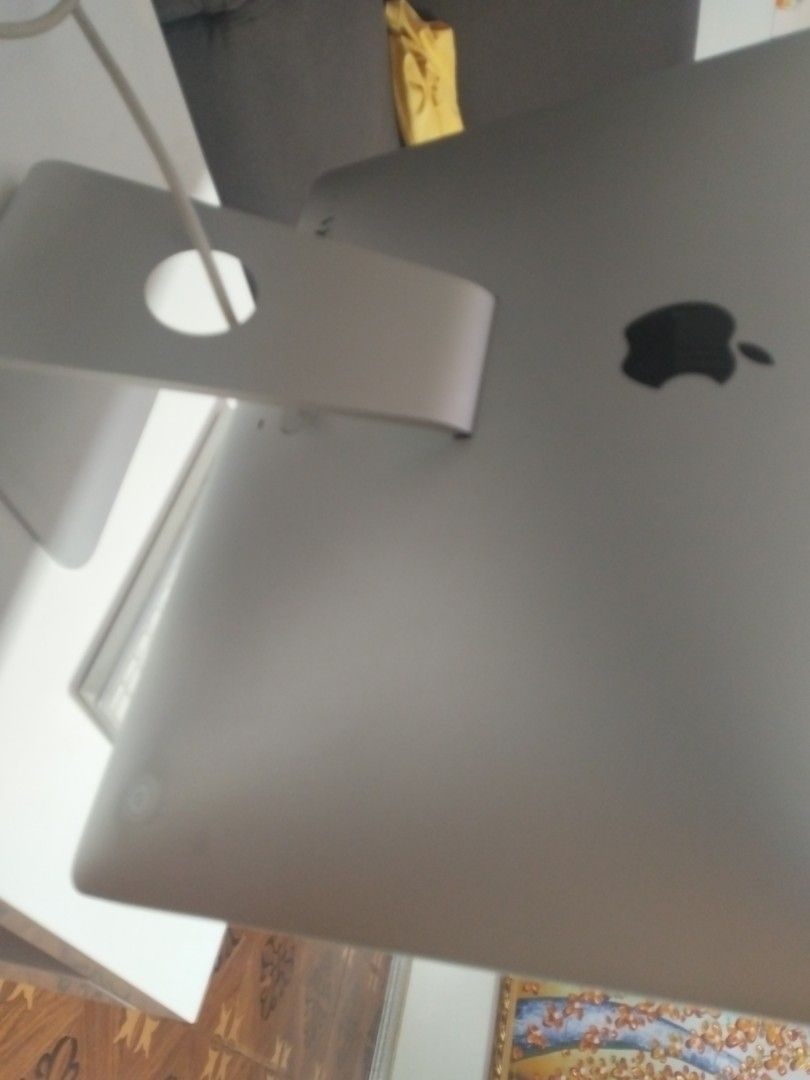 Apple iMac Desktop Computer65606040946563111