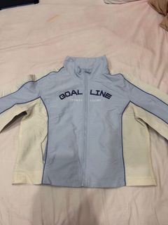 (Category: ) located in . Submitted by decluttering.clothing (Listing ID 1411938027, Image 1). Description: .