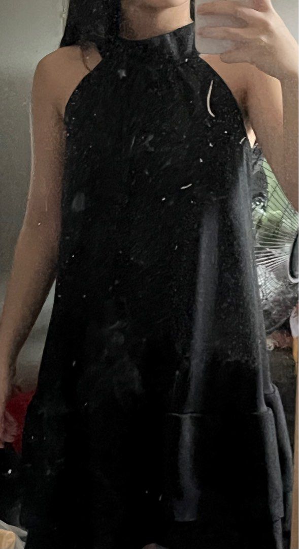 Black Halter Dress (Category: Dresses) located in Paranaque City. Submitted by rieclutter (Listing ID 1411782267, Image 3). Description: - Black halter dress - tie-back neckline - Ruffled hemline - Sleeveless design - Textured fabric - Ideal for night outs and special events -can fit xs-m.