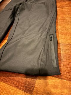 (Category: ) located in . Submitted by ttyong9 (Listing ID 1411908398, Image 1). Description: .