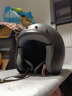 (Category: ) located in . Submitted by juraganhelmets (Listing ID 1411787517, Image 1). Description: .