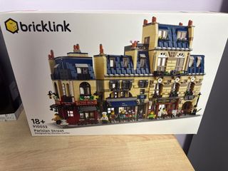 (Category: ) located in . Submitted by clearinglego (Listing ID 1411885858, Image 1). Description: .