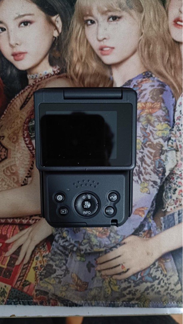 Canon Powershot V10 (Category: Cameras) located in Bacoor. Submitted by finery_ph (Listing ID 1411839790, Image 3). Description: Purchased March 2025 from Henry’s Cameras No issue, complete with box. 64GB SD Card included Perfect for vlogging, good audio output! Sample photo included in the listing. For sample videos, please send your v!b3r details so I can share!.