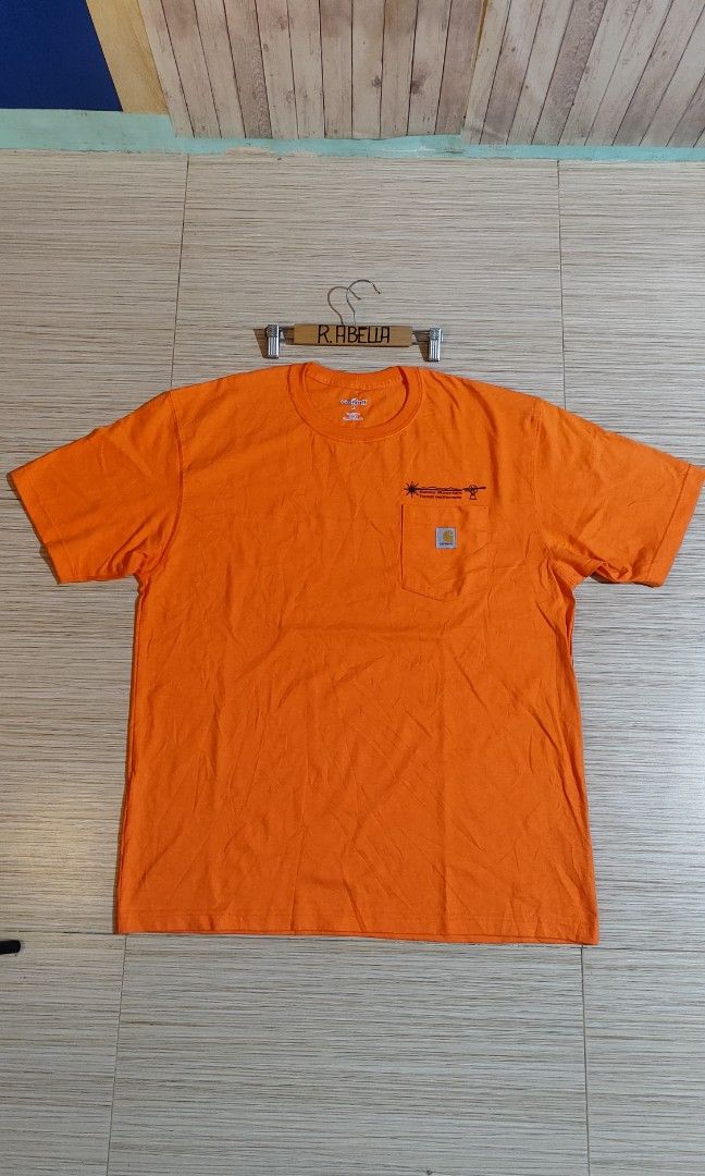 CARHARTT POCKET TEE SHIRT (Category: Tshirts & Polo Shirts ) located in Manila. Submitted by rumarabe (Listing ID 1411930213, Image 1). Description: CARHARTT POCKET TEE SHIRT-ORANGE COMPLETE TAGS SIZE: LARGE ON TAG (25x32) GOOD AS NEW CONDITION BICOL LOCATION.
