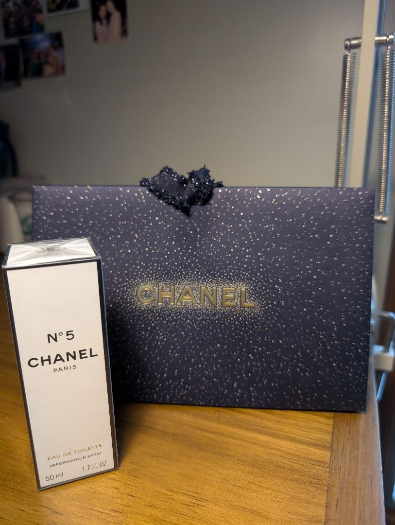 Chanel No. 5 Eau de Toilette 50ml (Category: Fragrance & Deodorants) located in San Juan City. Submitted by perrrcy (Listing ID 1411817169, Image 1). Description: Chanel No. 5 Eau de Toilette. The box contains a 50ml bottle. Brand new and unopened, authentic With paper box. Was gifted to me..