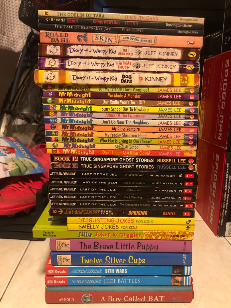 Children's Books - Diary of a Wimpy Kid, Star Wars, Mr. Midnight ...