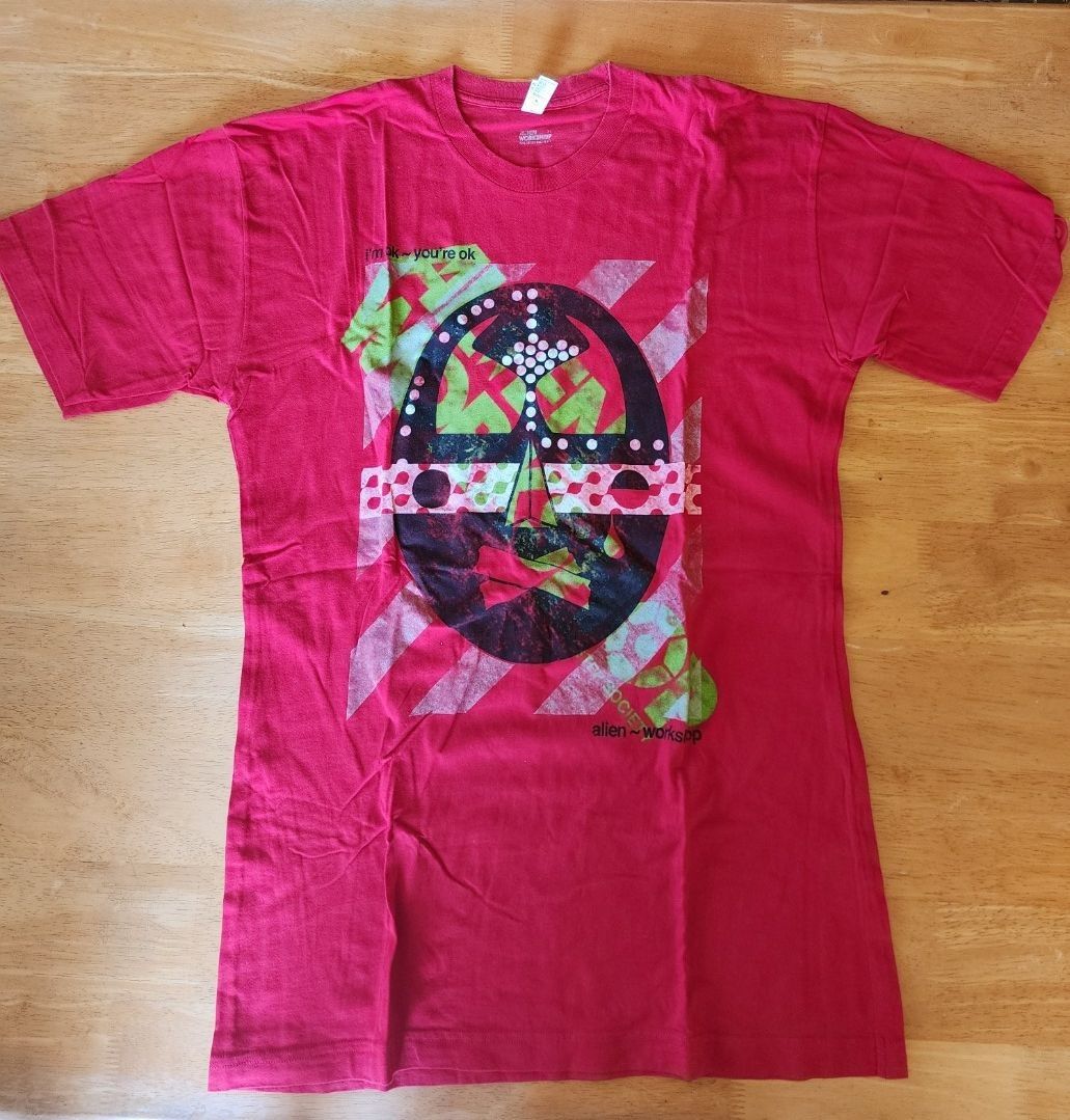 Classic Alien Workshop skateboard shirt (Category: Tshirts & Polo Shirts ) located in Antipolo. Submitted by saslbs (Listing ID 1297591825, Image 1). Description: Classic Alien Workshop skateboard t-shirt in good condition. 1k Payment thru g-cash. Delivery thru lalamove or Lbc care of buyer. Meet-up in Antipolo City..