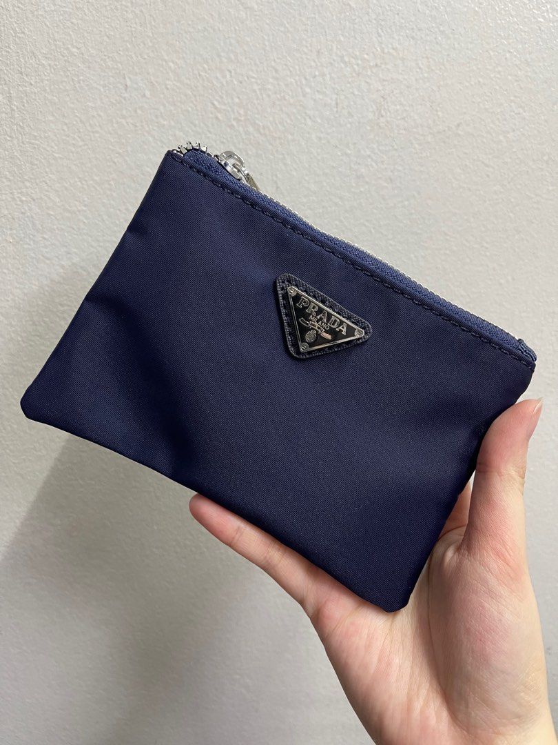 Coin Purse (Category: Wallets & Card holders) located in Manila. Submitted by AB_Merchandiseee (Listing ID 1411913363, Image 2). Description: .