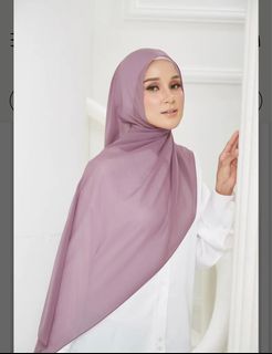 (Category: ) located in . Submitted by nurull___ (Listing ID 1411953685, Image 1). Description: .