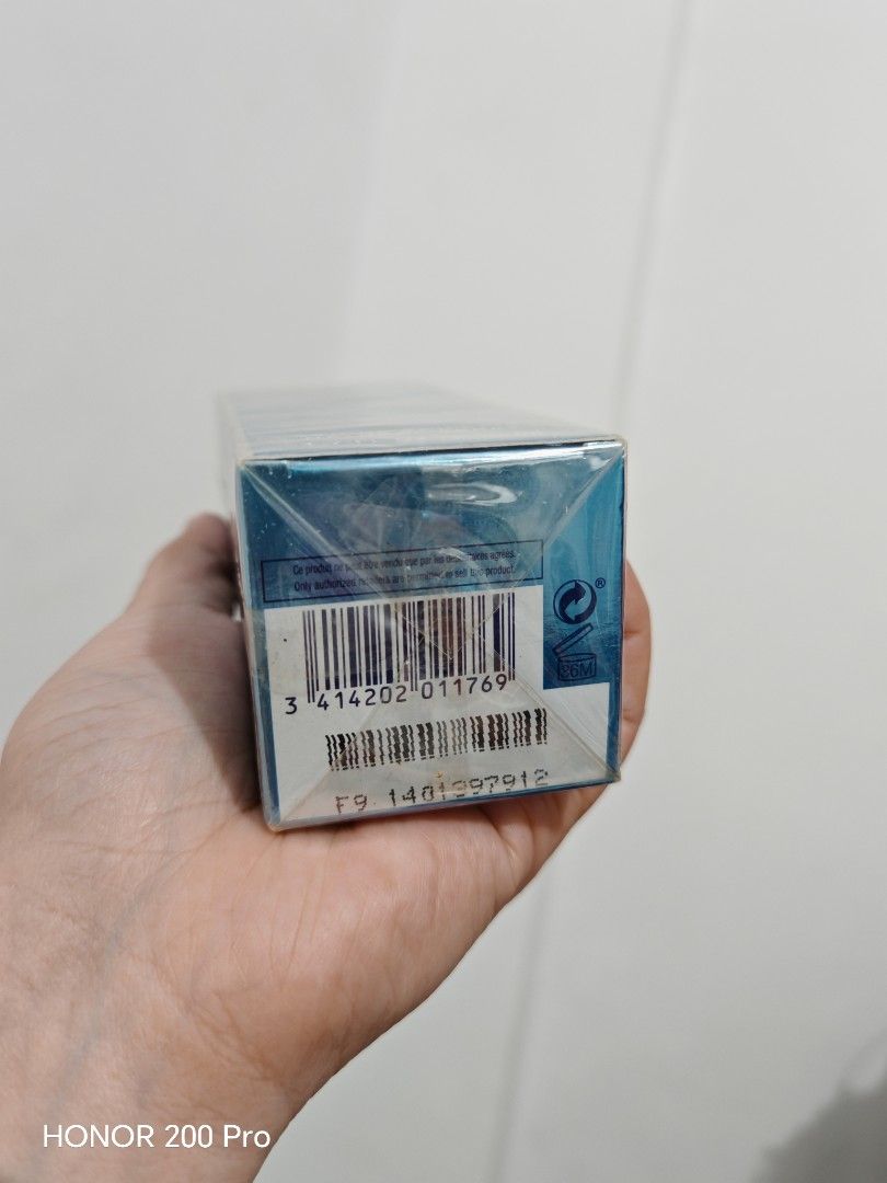 Davidoff Cool Water Woman 50ml (Category: Fragrance & Deodorants) located in Caloocan City. Submitted by leny.advincula (Listing ID 1411879081, Image 3). Description: - Davidoff Cool Water Woman Eau de Toilette - 50ml / 1.7 fl oz - Brand new, sealed box - Blue box - Barcode: 3414202011769 .