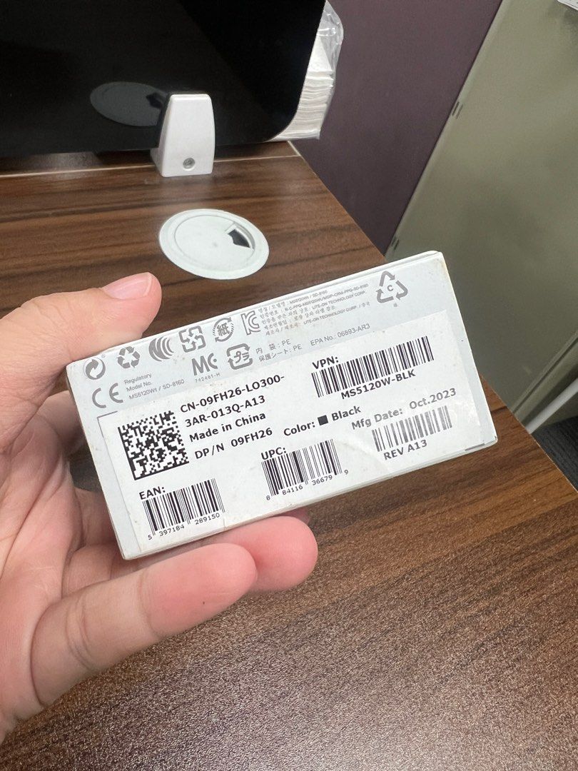 Dell MS5120W PRO Wireless (USB) Mouse - Black (Optical, 1600 DPI) (Category: Mouse & Mousepads) located in Lucban. Submitted by jrj00 (Listing ID 1411856280, Image 2). Description: ONHAND - BRAND NEW!!! 5,500 SRP but selling it lower price. RFS - madami na po akong mouse hehe 🙂.