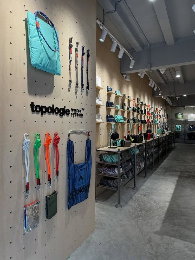 TOPOLOGIE (Category: Luxury Bags & Wallets) located in Marikina City. Submitted by Eleganza_extravaganza (Listing ID 1411927467, Image 2). Description: This post is for confirming orders or reservations only!!! This post is for confirming orders or reservations only!!! This post is for confirming orders or reservations only!!! .