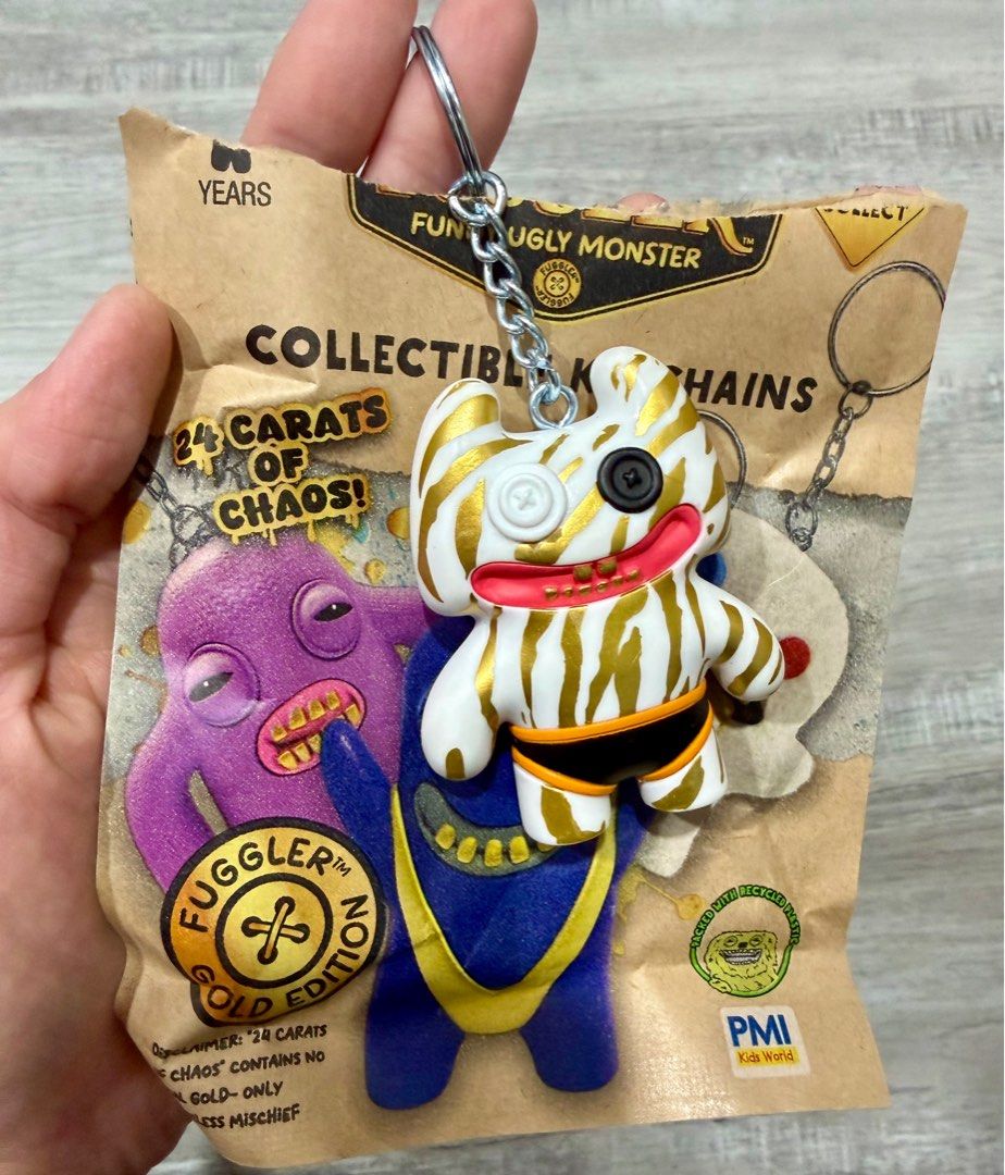 全新拆袋確認款-FUGGLER放克牙寶S3–金派系列盲袋公仔吊飾, 書籍、休閒與玩具, 玩具、公仔、桌遊在旋轉拍賣