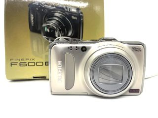 （分類：）位於 。 由 shutterholic 提交（商品編號 1411947089，圖片 1）。簡介： 。