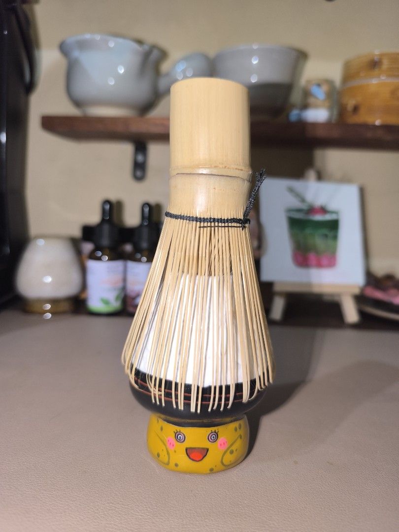 Handmade Chasen Holder (Category: Coffee & Tea Tableware) located in Pangil. Submitted by kopee_matcha (Listing ID 1411939937, Image 2). Description: HANDMADE Chasen Holder Material: Air-dry Clay Price: 360 each A or B Mine /M *Strickly 2 days reservation only *Payment must be completed within 48 hours. If unpaid, your order will be automatically forfeited and the item/s will be given to the next miner. *No deleting of comments *3 or more items (
