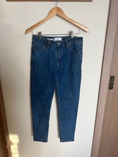 (Category: ) located in . Submitted by spendthrift_y (Listing ID 1411790382, Image 1). Description: .
