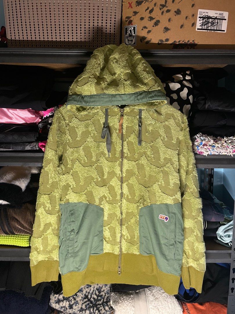Mercibeaucoup - Zip Up Hoodie (Category: Coats, Jackets and Outerwear) located in Imus. Submitted by damntithabit (Listing ID 1411939031, Image 1). Description: Dog Pattern all over the jacket , cool details. Width: 18.5 in Length: 26 in.