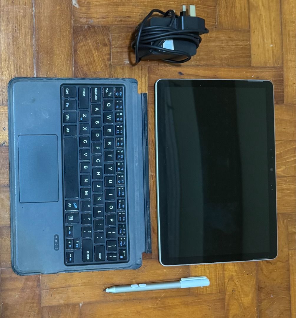Microsoft Surface Go 2 Bundle - w/ Pen & Keyboard - READ DESCRIPTION65075937873027113