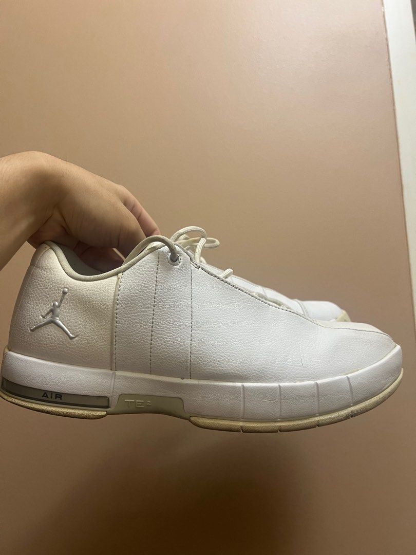 Nike Air Jordan - Team Elite 2 Low (Category: Sneakers) located in Quezon City. Submitted by anbaksing (Listing ID 1411782350, Image 3). Description: Original and authentic shoes. Good condition. Needs a little cleaning in some parts. Only worn a few times then put in long-term storage na. US 10, EUR 44 My address is near Trinoma, Quezon City. Pwede po delivery (full payment upon courier arrival and verification) or meet up at Trinoma..