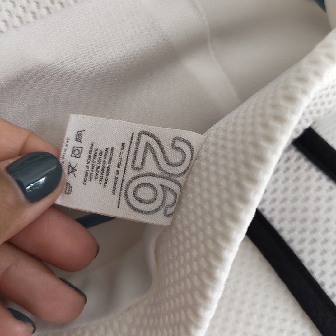 Oxygen OXGB White Shorts (Category: Shorts) located in Imus. Submitted by decluttering_millennial (Listing ID 1411871778, Image 3). Description: - Oxygen white shorts - Size 26 - High-waisted - Textured fabric - Black accents - Zipper pockets - Back zipper closure.