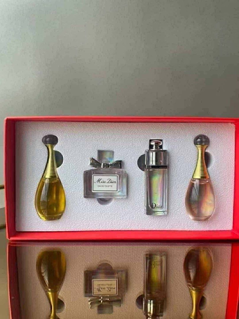 perfume set (pre-order) (Category: Fragrance & Deodorants) located in Manila. Submitted by aglpjs (Listing ID 1411867737, Image 2). Description: PHP 380 PER SET & PRE-ORDER ONLY (2-3 days) — ship/deliver once onhand, pay first to avoid cancellations and bogus buyers. — no back outs once confirmed and no refunds/exchange..