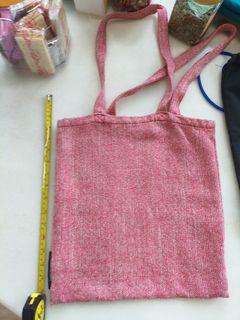 (Category: ) located in . Submitted by maggiesg.1 (Listing ID 1411856529, Image 1). Description: .