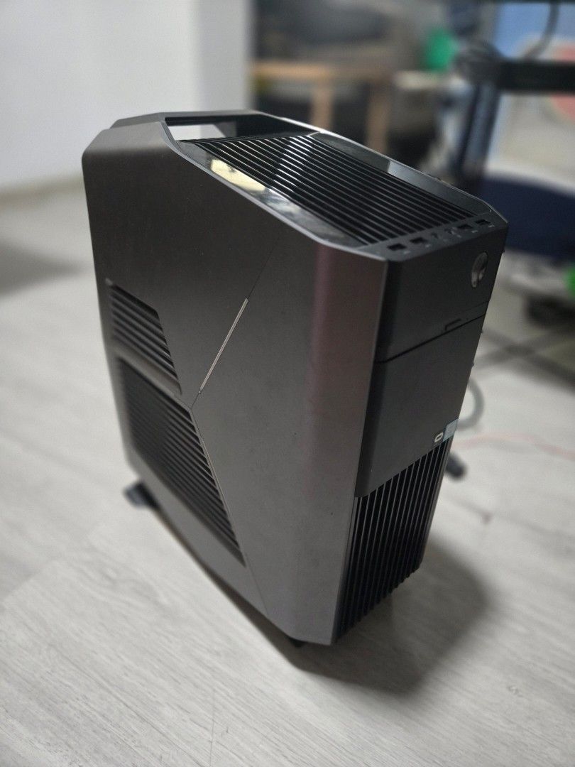 Pre-Built Alienware Aurora R565606040933635111