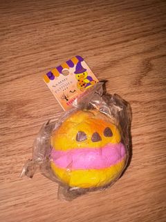 (Category: ) located in . Submitted by helpmeclearthankyou (Listing ID 1411952060, Image 1). Description: .