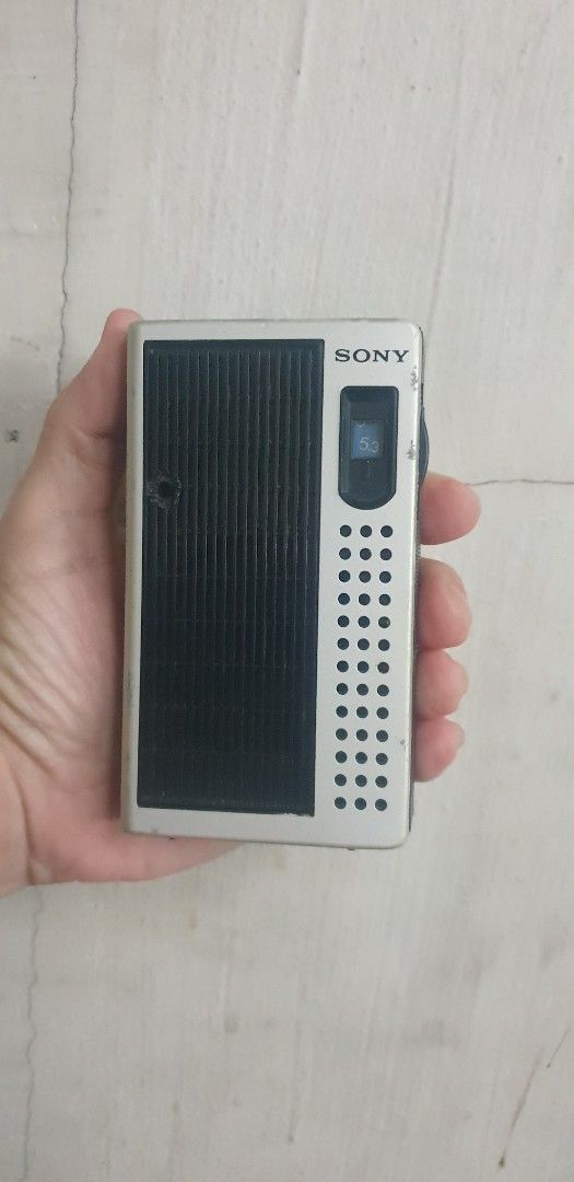 Sony Pocket Transistor Radio (Category: Portable Music Players) located in Manila. Submitted by zandre615 (Listing ID 1411878322, Image 1). Description: Sony transistor radio for sale Model TR 3500 AM only no FM Runs with 2 AA battery With leather jacket Made in jepan Manila area.