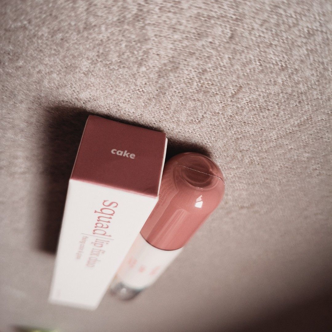 Squad Cosmetics Lip Fix Duo (fixing color & gloss) - Cake (Category: Makeup) located in Valenzuela. Submitted by cloudkyscart (Listing ID 1411834312, Image 2). Description: Selling the Squad Cosmetics Lip Fix Duo I bought last Dec. 21, 2025. I only used it once for swatching kaso hindi ko po shade. Price is fixed po. RFS: Not my shade..
