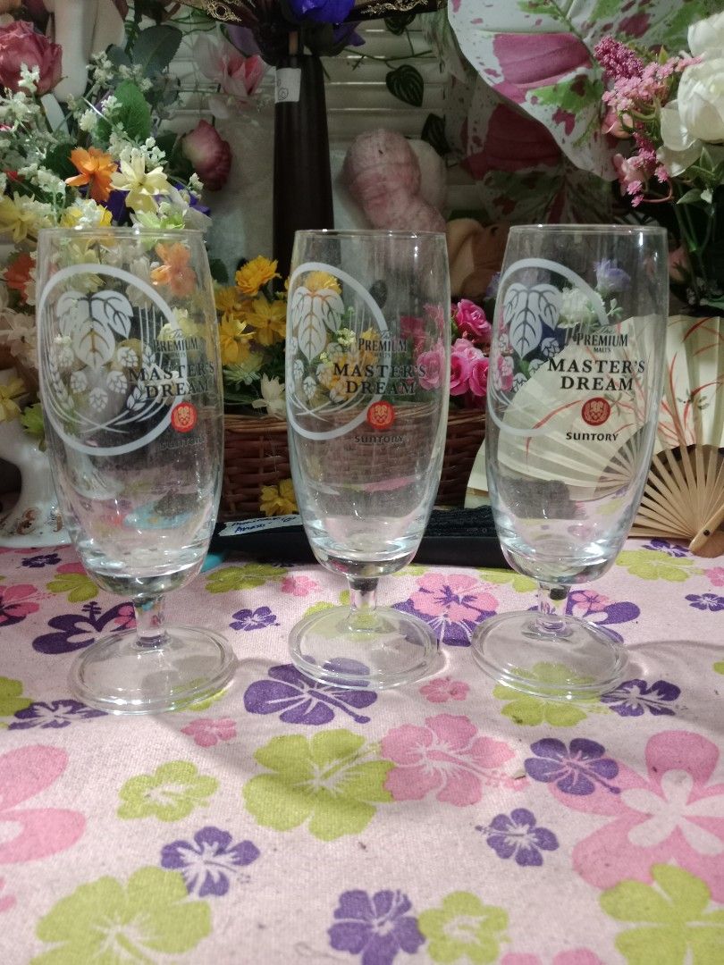 Suntory 3pcs wine glass (Category: Other Kitchenware & Tableware) located in Sual. Submitted by leana07 (Listing ID 1411877669, Image 1). Description: .