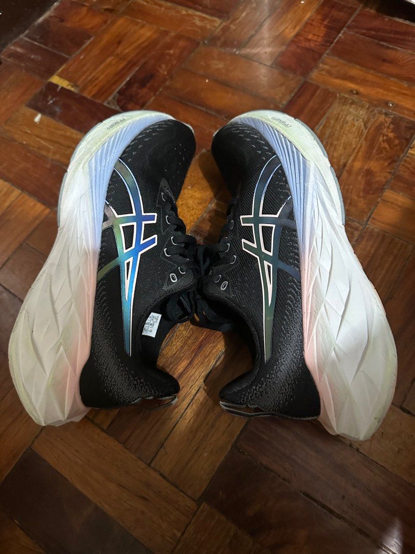 ASICS NOVABLAST 4 - WOMENS SIZE US 7 (Category: Sneakers) located in Manila. Submitted by preloved_thingys (Listing ID 1412050967, Image 1). Description: Asics Novablast 4 (WOMENS) Still in prestine condition Bought in Japan last year No box Pick up location: Pasay on Weekdays & Dasma Cavite on Weekends .