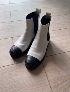 （分類：）位於 。 由 friedchickenleg 提交（商品編號 1411958689，圖片 1）。簡介： 。
